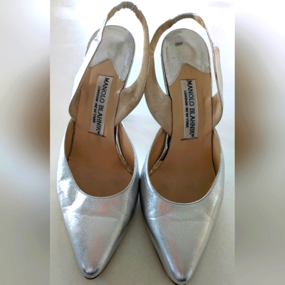 Manolo Blahnik Elegant Silver Women's Heels Size 38.5